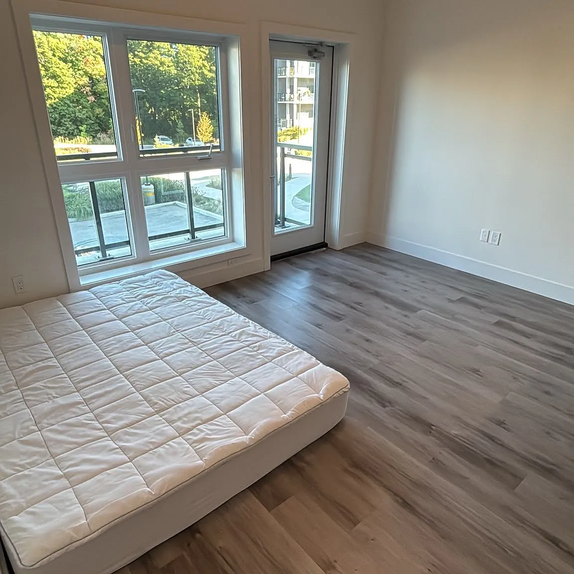 1101 Lackner Pl — Photo 2