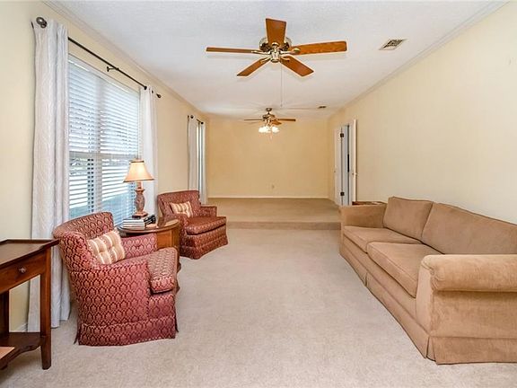 3rd image of 6133 Lindholm Dr