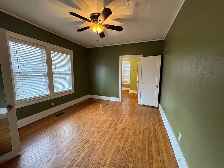 4909 Kavanaugh Blvd — Photo 9