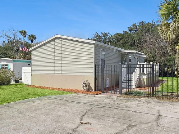 2nd image of 175 Coleman St