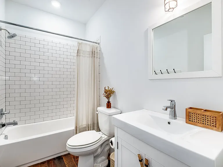 1225 4th Ave S #108 — Photo 17