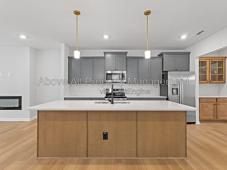 204 White Oak Garden Way — Photo 15