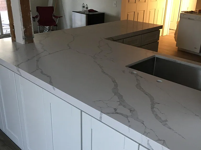1325 S Pembrooke Ln — Photo 3