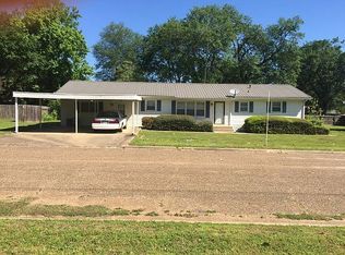 689 E Texas St, Van, TX 75790