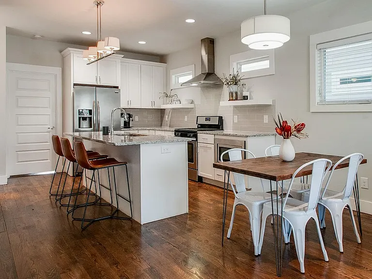 1006B Spain Ave #B — Photo 5