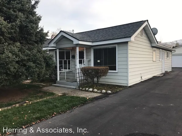 1027 Cherry St, Wenatchee, WA 98801