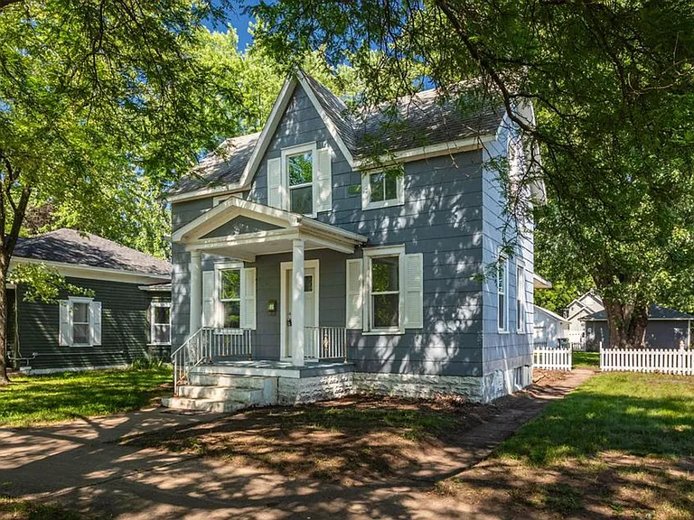 1512 Charles St — Photo 23