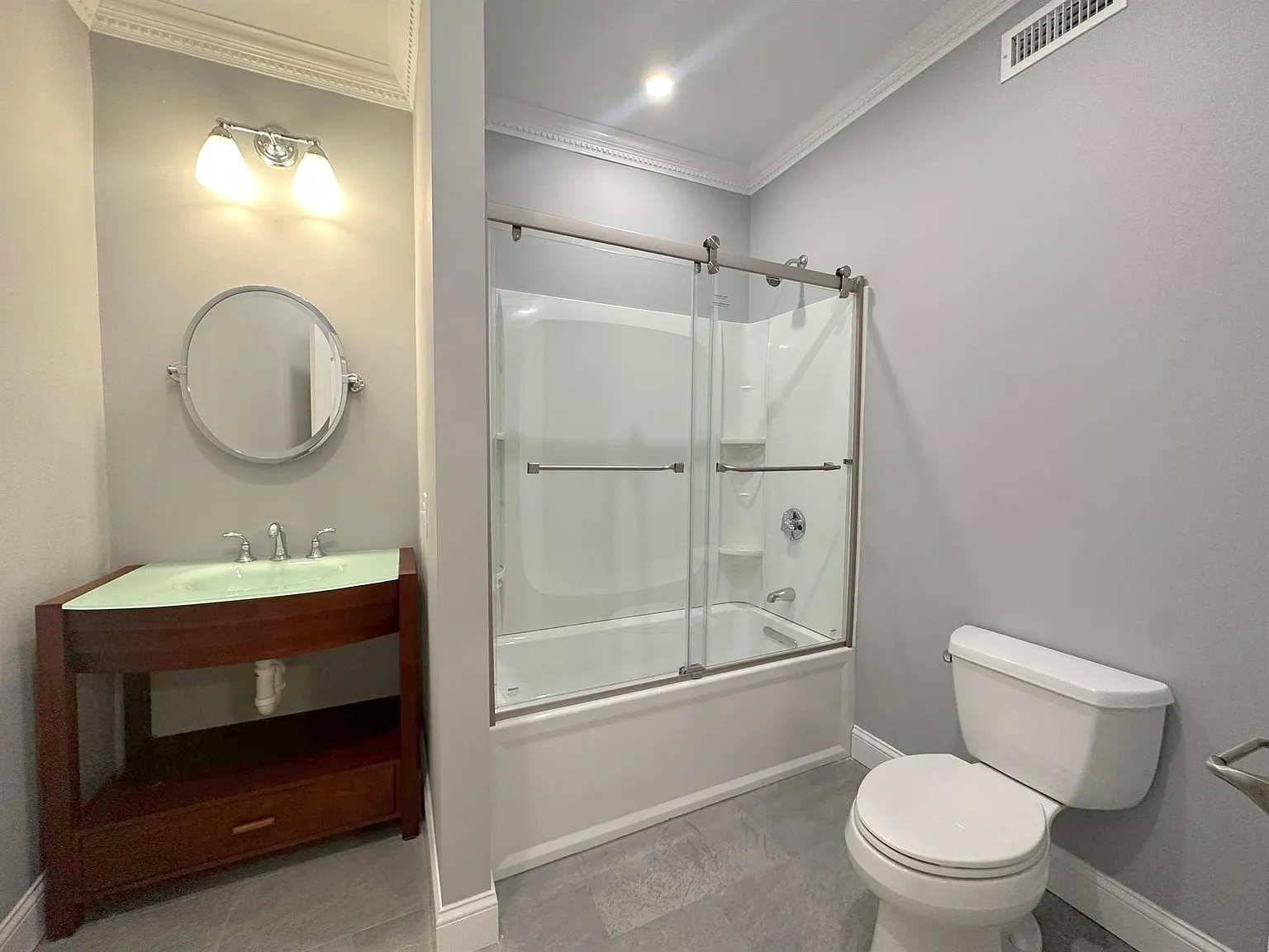 3 bed, 1500 sqft, $4,400 — Photo 2