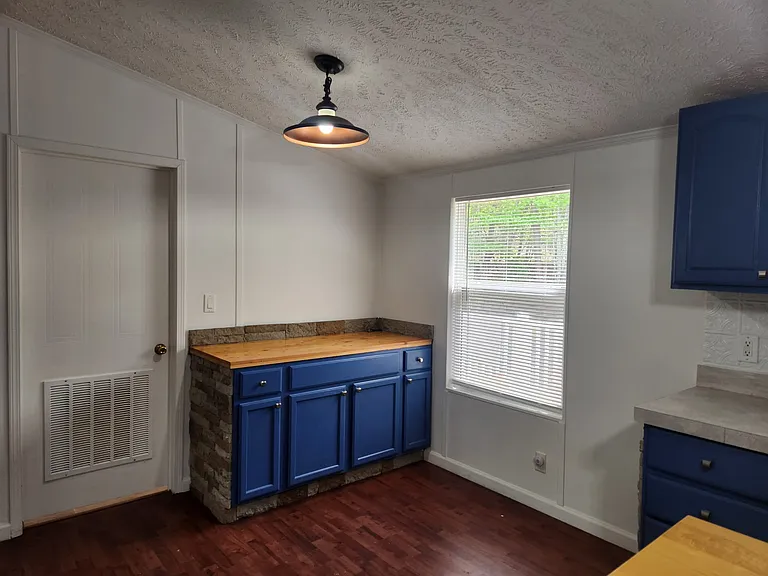 1630A Lake Cunningham Rd — Photo 7