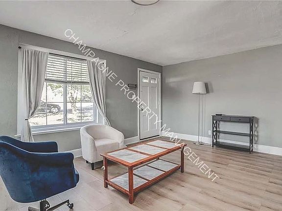 5th image of 119 W 80th St