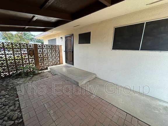 3rd image of 1442 W Vassar Ave