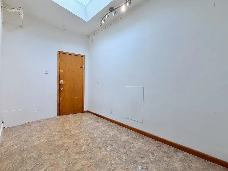 514 Monastery Pl #2R — Photo 20