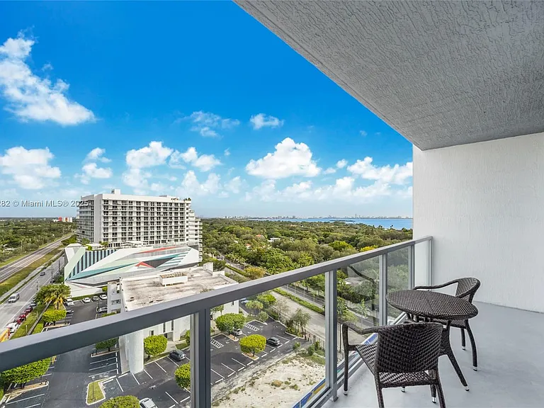 3900 Biscayne Blvd #N-1009 — Photo 7