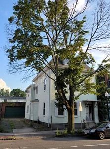 462 Cambridge St, Cambridge, MA, 02141
