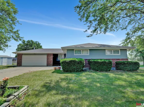 2100 N 77th St, Lincoln, NE 68505