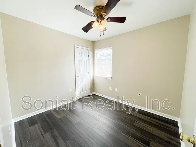 7596 Morel St — Photo 11