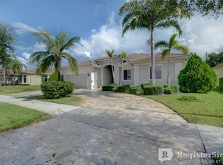 19243 SW 60th Ct, Fort Lauderdale, FL 33332