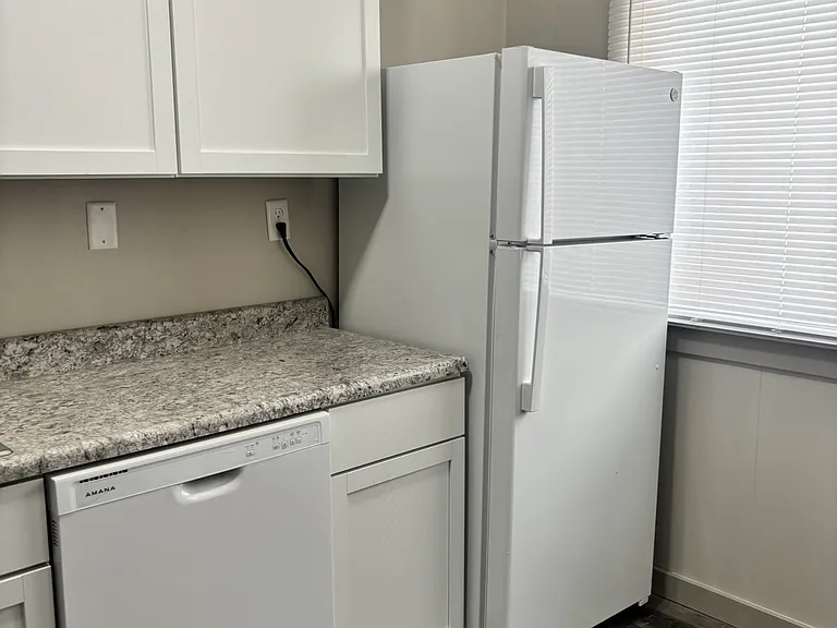 2801 Q St #2 — Photo 7