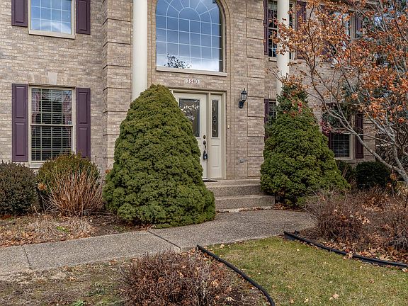 3rd image of 3540 Burlwood Dr