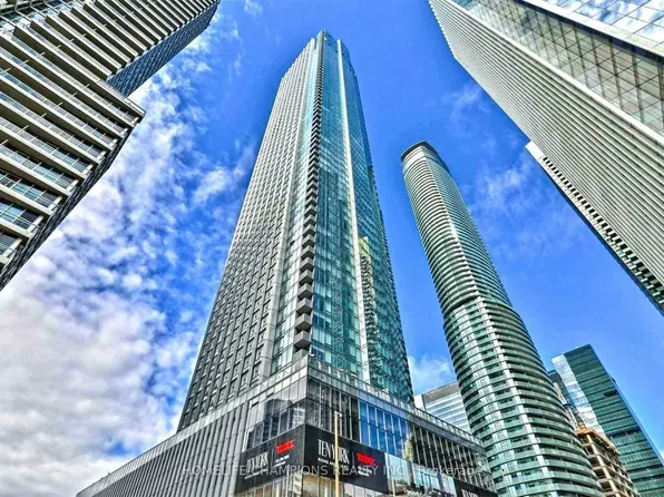 10 York St, Toronto, ON