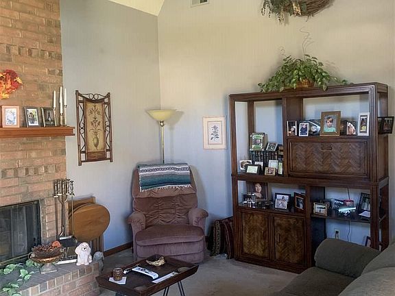 4th image of 4239 Cedartree Dr