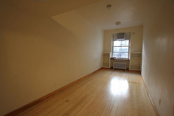1st image of 315 W 14th St APT 2E