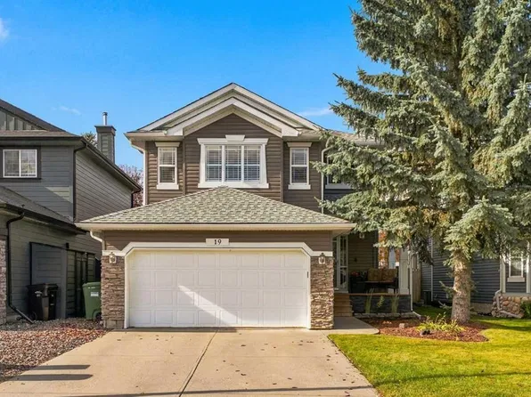 19 E Chapman Way SE, Calgary, AB T2X 3R1