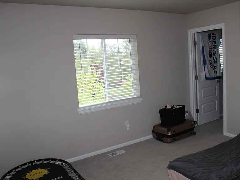 907 122nd Ave SE — Photo 37
