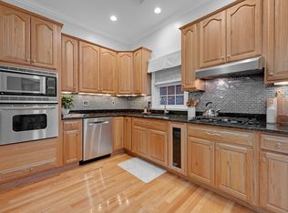 40 Park St #4, Attleboro, MA 02703