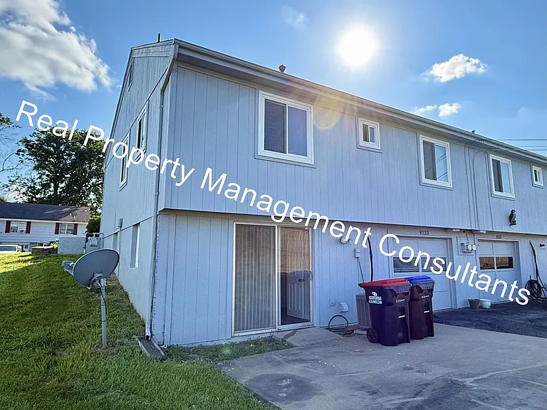9333 Ballentine St — Photo 21