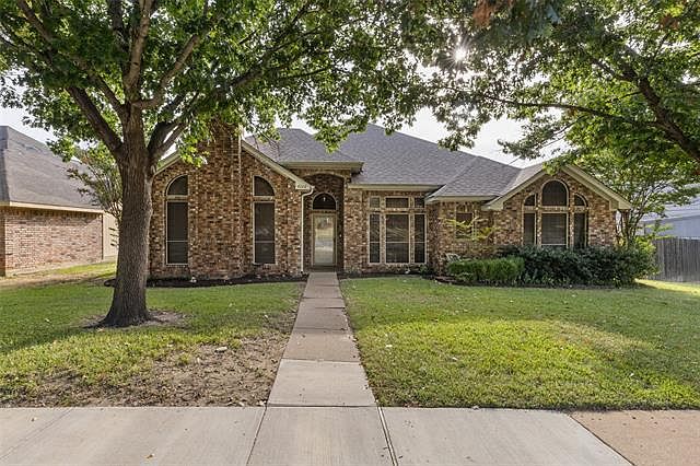 1st image of 4208 Mulberry Dr