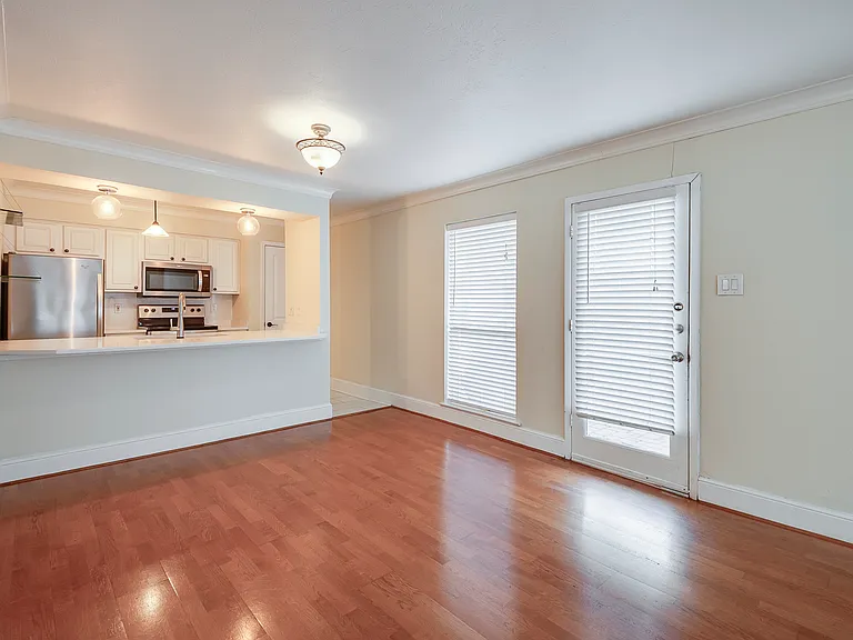 5907 E University Blvd #101 — Photo 5