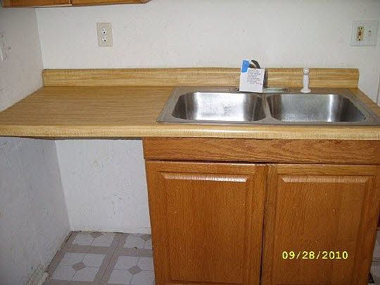 2nd image of 119 Day Ave S