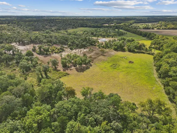 493 Deer Creek Trl, Whitewright, TX 75491