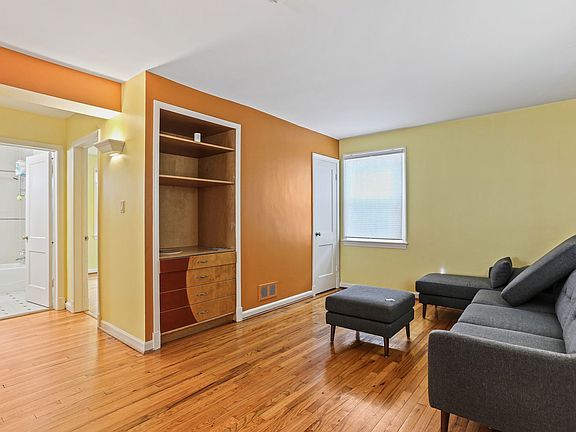 5th image of 11713 Kingtree St
