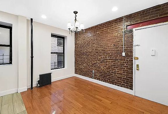 3rd image of 533 W 158th St APT 5