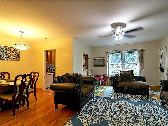 4th image of 19614 Pompeii Ave #1