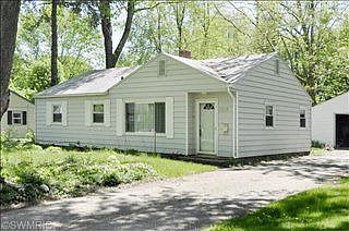1st image of 3519 Iroquois Trl