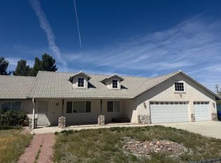 13350 Tioga Rd, Apple Valley, CA 92308