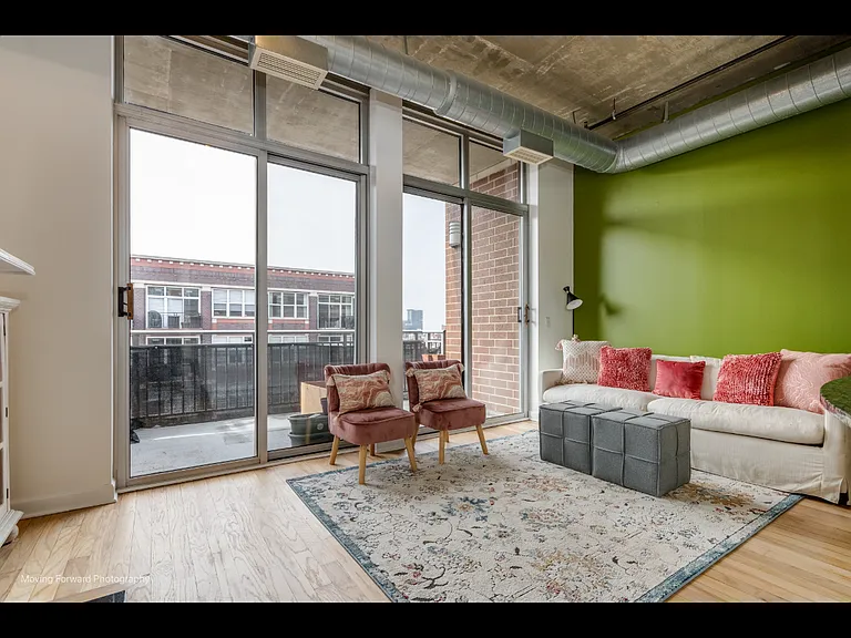 111 S Morgan St — Photo 14