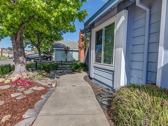 5th image of 6015 Covewood Ct