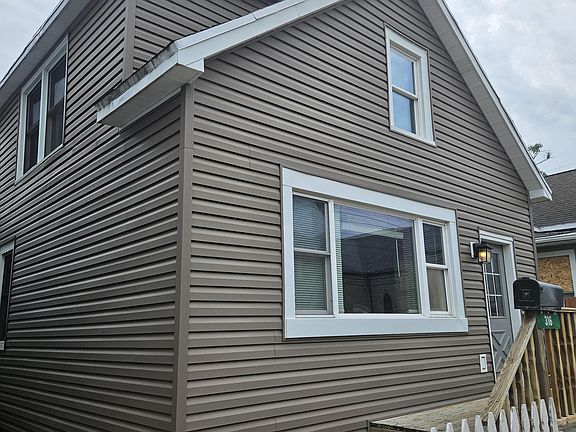 3rd image of 316 W 11th St