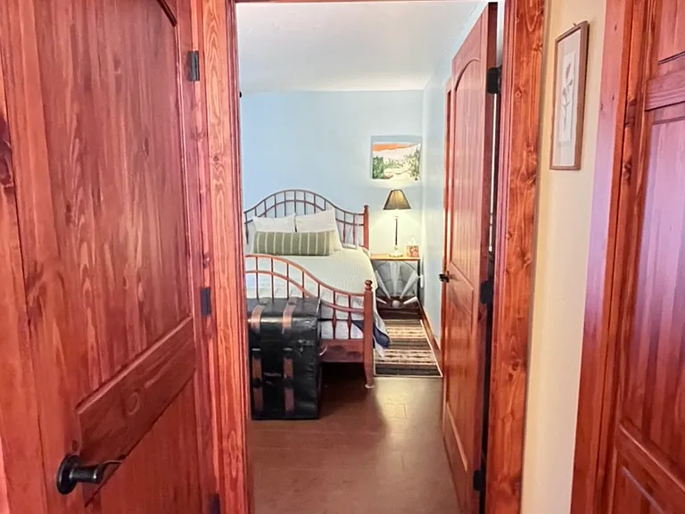 242 S Ridge Rd — Photo 6