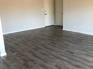 4455 Colbath Ave #304, Sherman Oaks, CA 91423