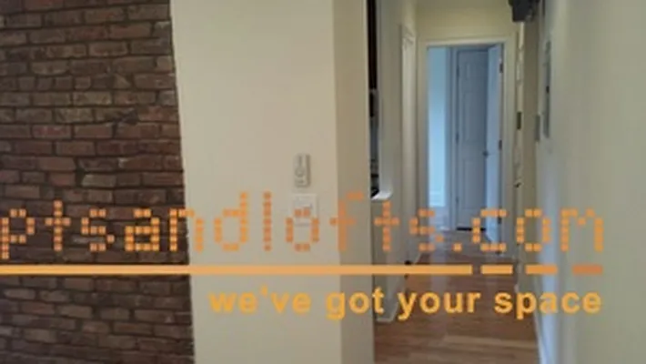 Rented by aptsandlofts.com | media 19