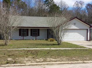 2221 Estate Cir, Navarre, FL 32566