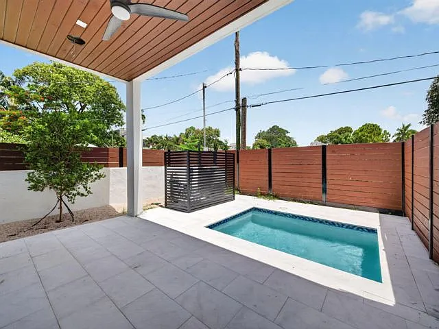 4 bed, 4.0 bath, $7,950 — Photo 3