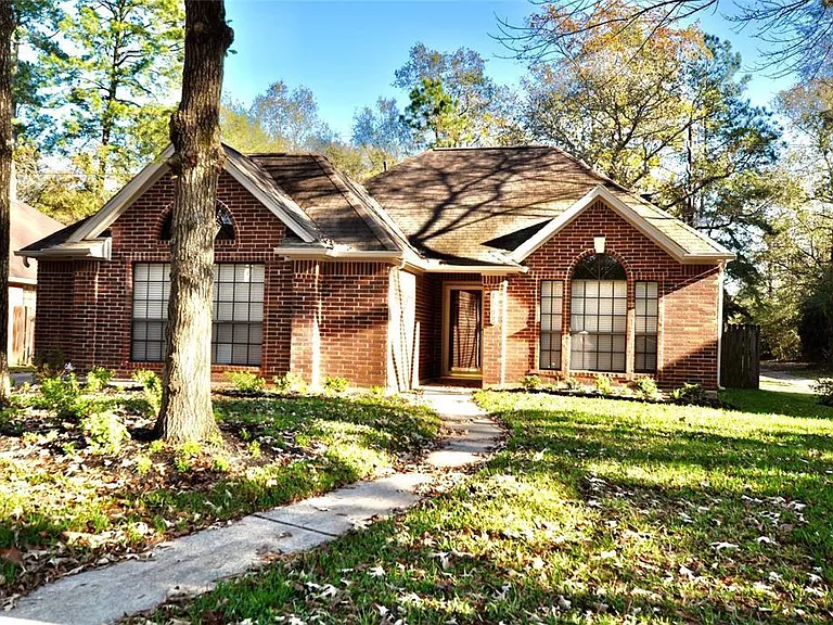 4602 Natural Bridge Dr — Photo 1