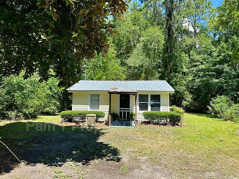 9159 Ferguson Ave — Photo 1