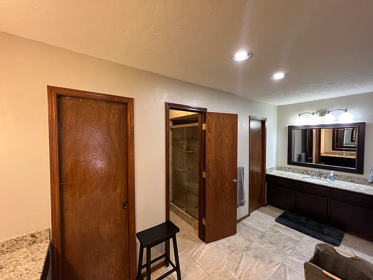 3932 Tamarisk Dr — Photo 14
